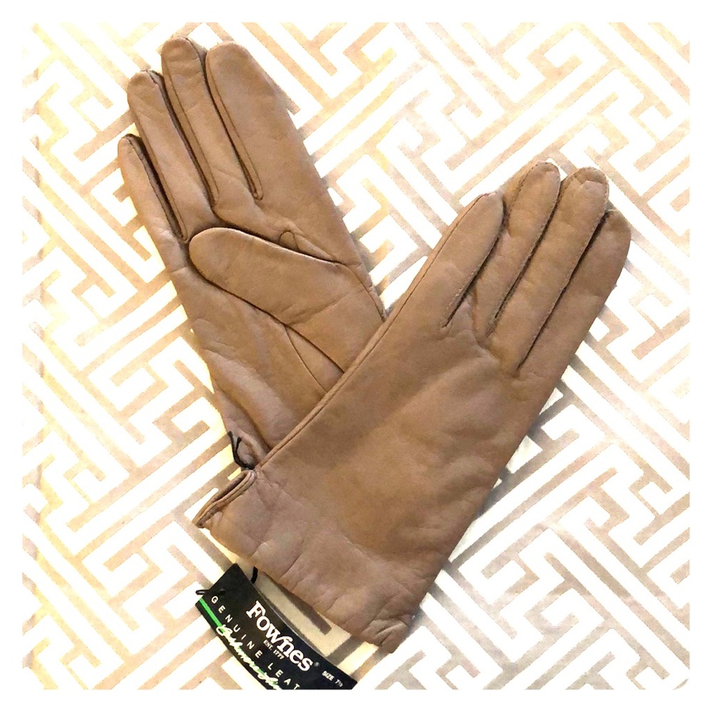 Genuine leather gloves in original packaging